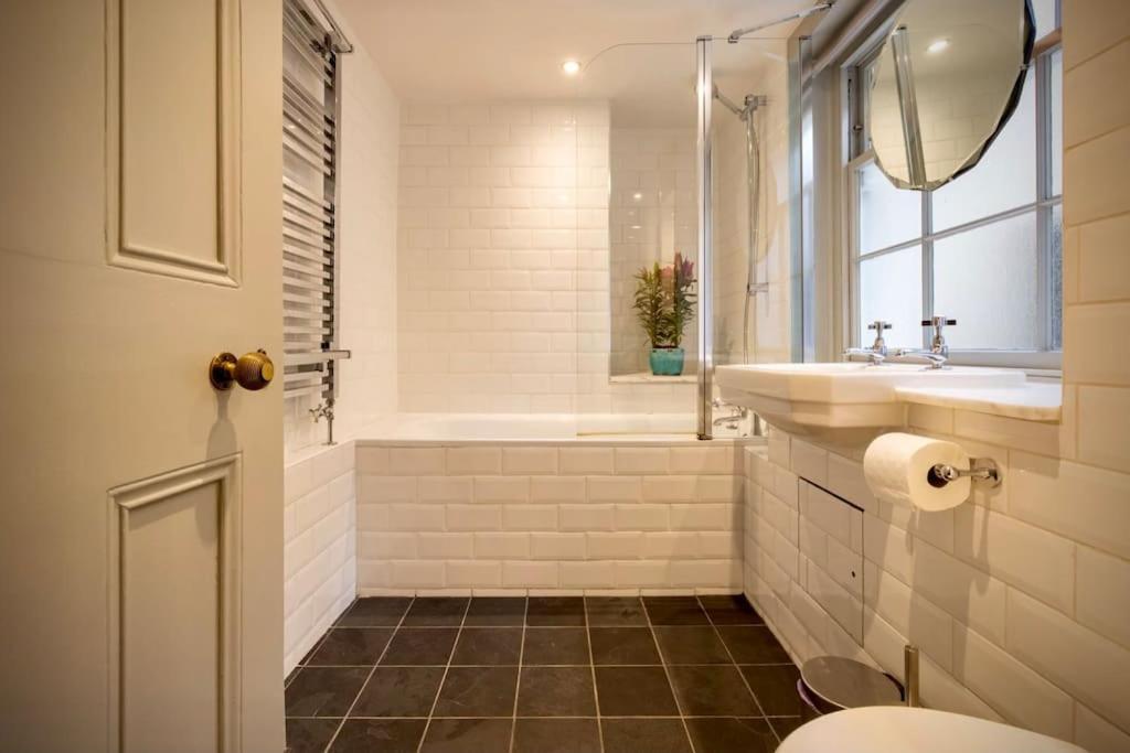 Kings Cross, Self-Contained House & Private Garden Βίλα Λονδίνο Εξωτερικό φωτογραφία