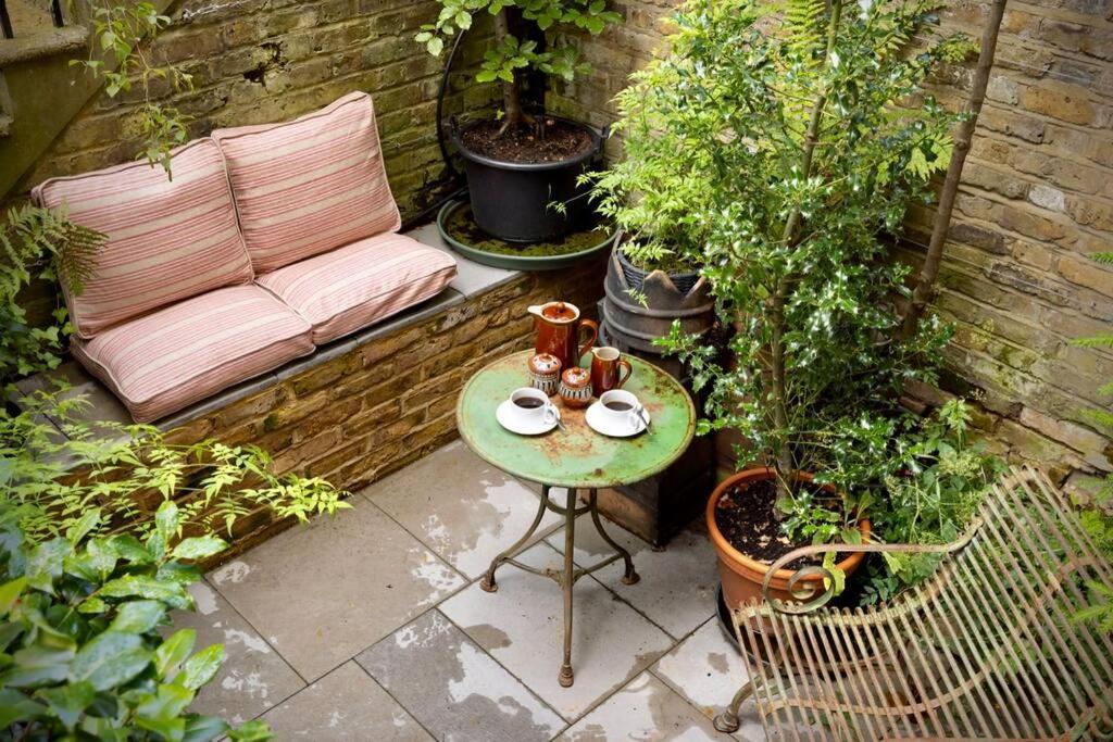 Kings Cross, Self-Contained House & Private Garden Βίλα Λονδίνο Εξωτερικό φωτογραφία