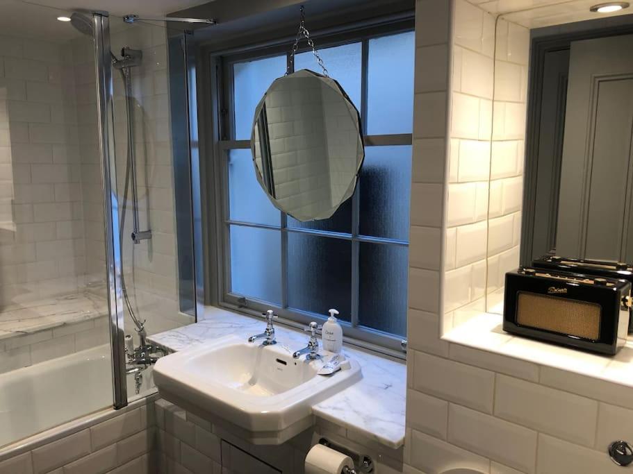 Kings Cross, Self-Contained House & Private Garden Βίλα Λονδίνο Εξωτερικό φωτογραφία