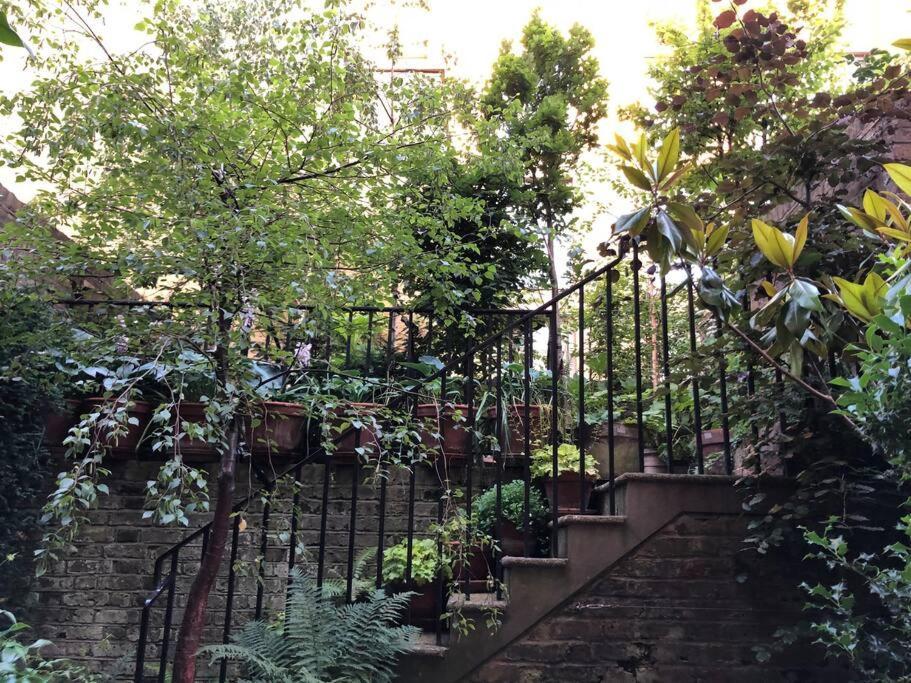 Kings Cross, Self-Contained House & Private Garden Βίλα Λονδίνο Εξωτερικό φωτογραφία
