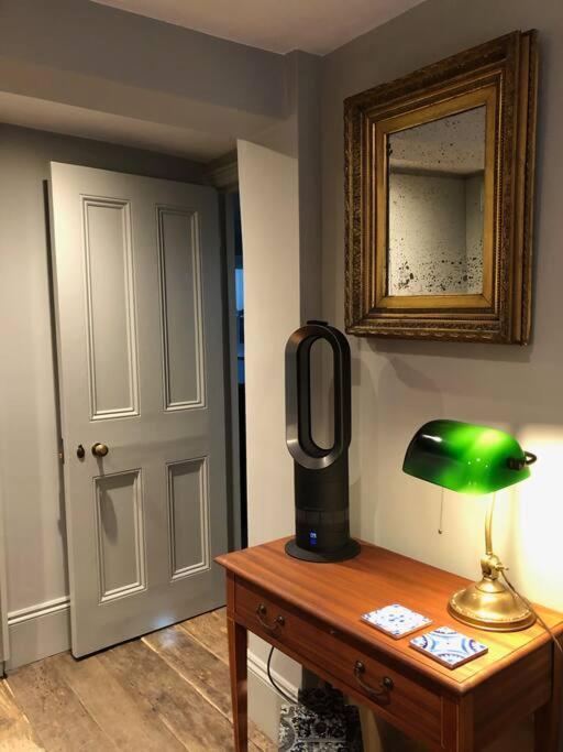 Kings Cross, Self-Contained House & Private Garden Βίλα Λονδίνο Εξωτερικό φωτογραφία