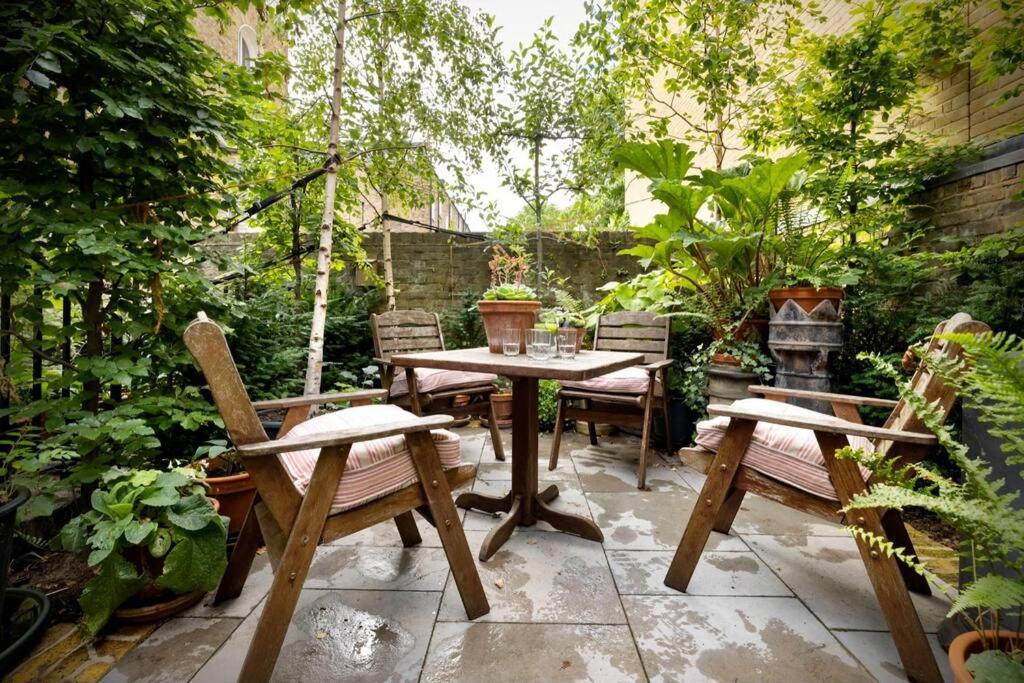 Kings Cross, Self-Contained House & Private Garden Βίλα Λονδίνο Εξωτερικό φωτογραφία